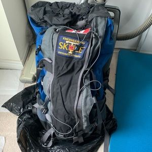 MEC backpacking pack 55-75L men’s in blue and black